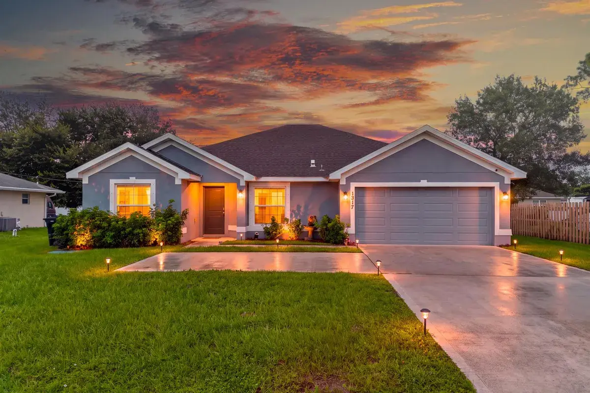 1317 SE SANDIA Drive, Port St. Lucie FL 34983