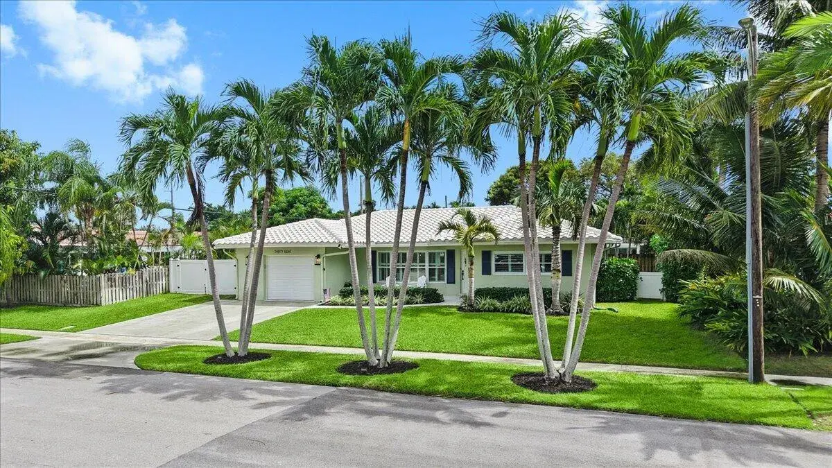 38 SW 10th Avenue, Boca Raton FL 33486