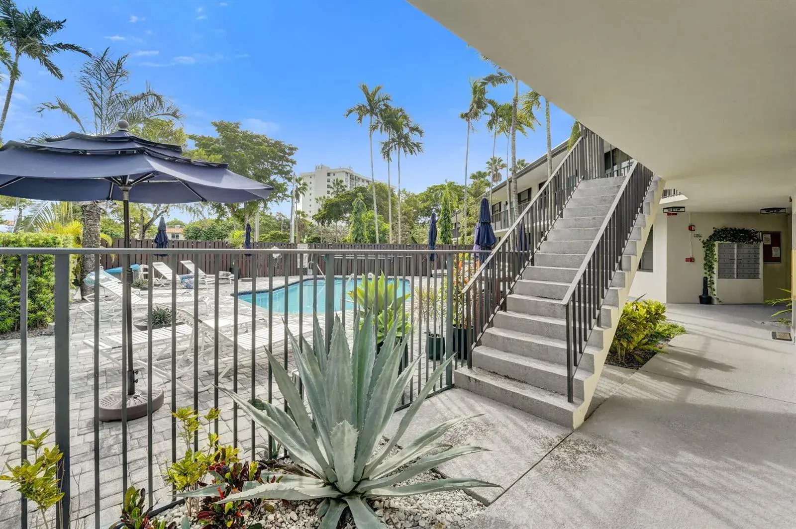 1901 N Andrews Avenue Apt 214, Wilton Manors FL 33311
