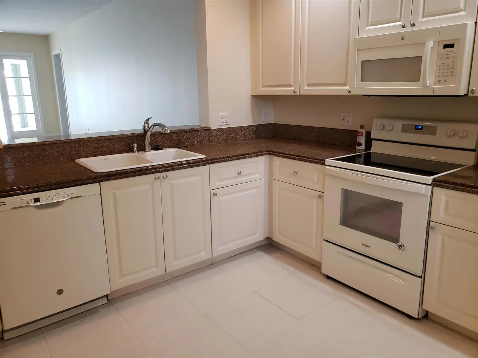 11 HARBOUR ISLE Drive W # 201, Fort Pierce FL 34949