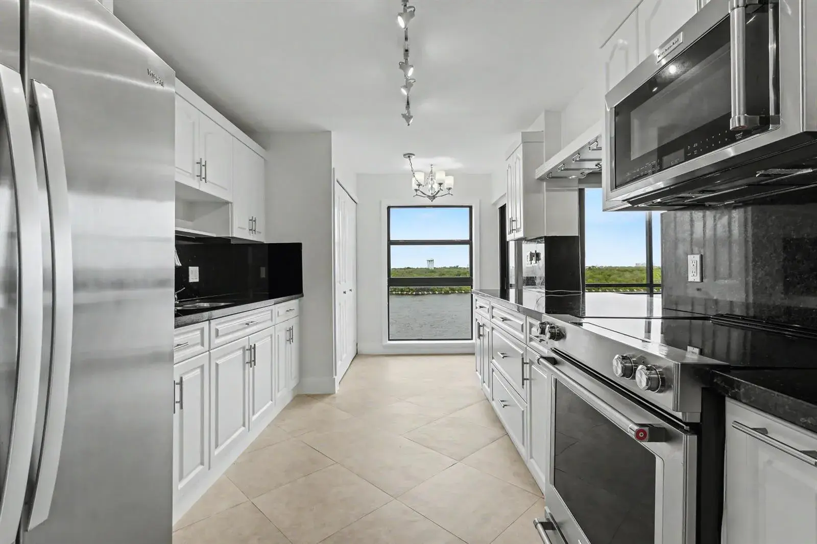 3200 N OCEAN Drive # 402, Hollywood FL 33019