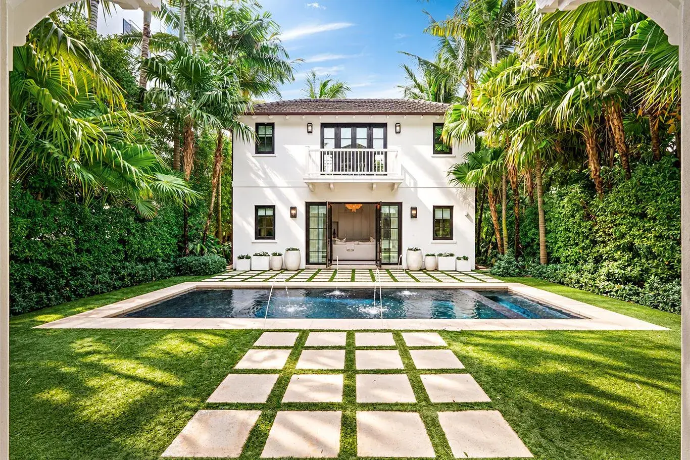 412 Brazilian Avenue, Palm Beach FL 33480
