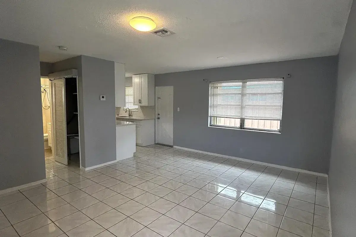 5891 NE 18th Avenue # 3, Fort Lauderdale FL 33334