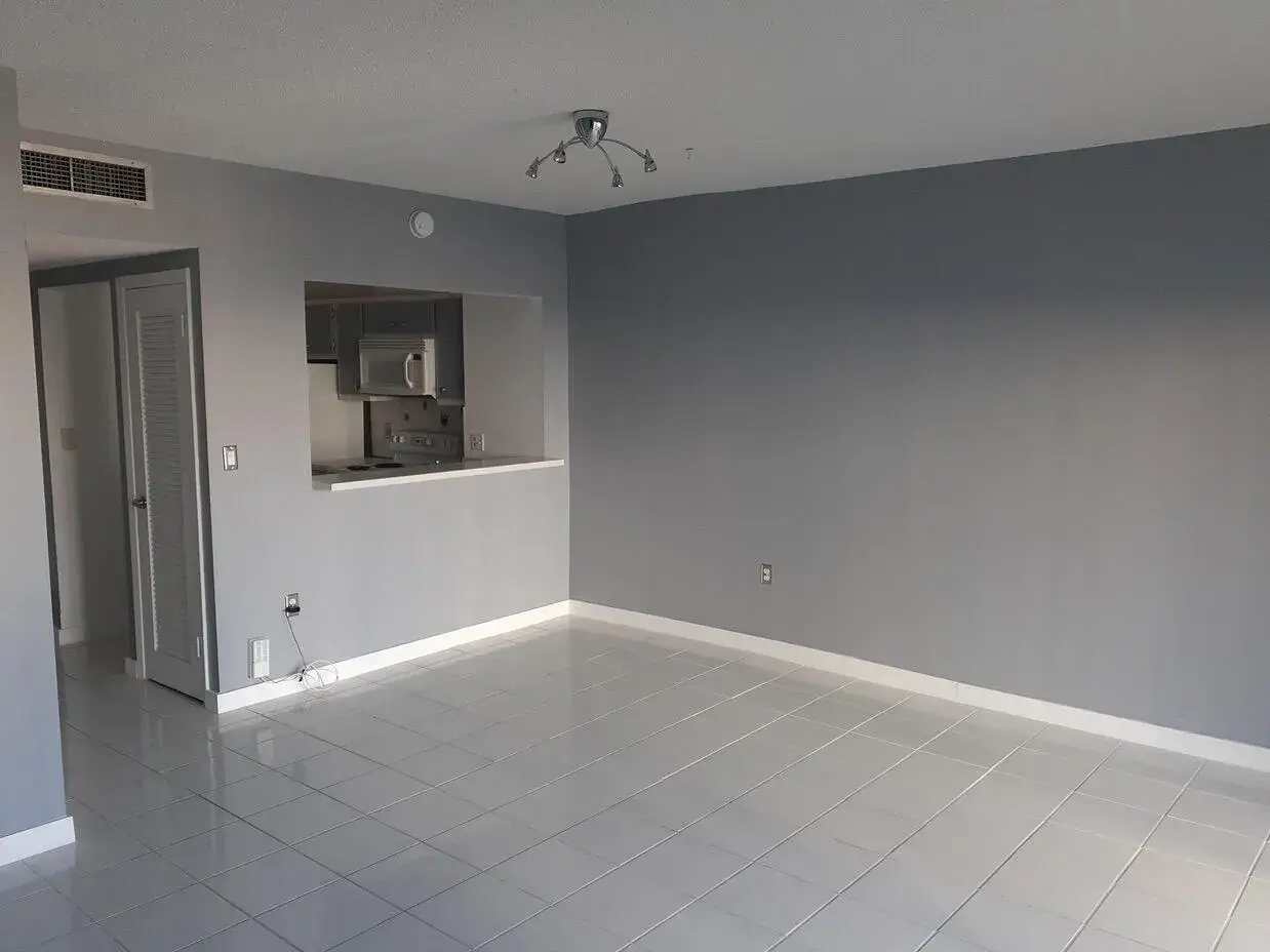 1965 S OCEAN Drive # 4H, Hallandale Beach FL 33009