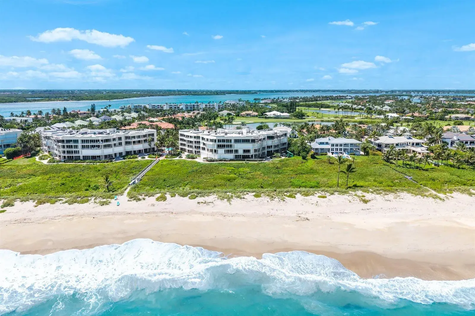 2920 SE DUNE Drive # 230, Hutchinson Island FL 34996