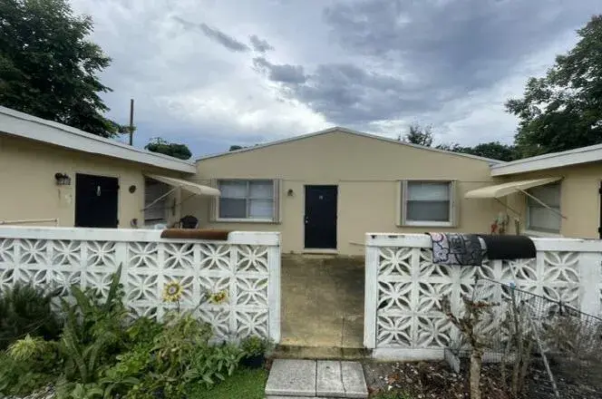 5443 Wallis Road # A, West Palm Beach FL 33415