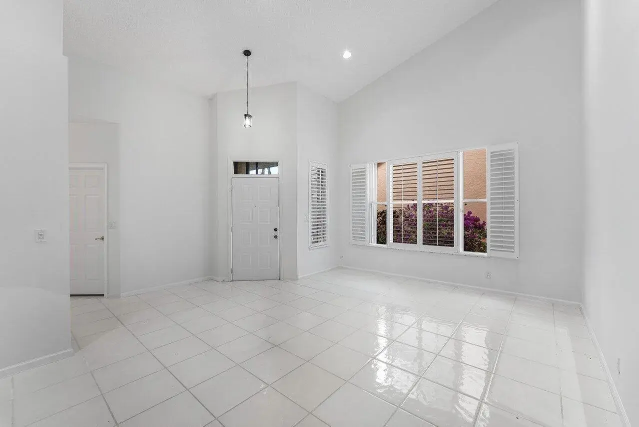 8288 Horseshoe Bay Road, Boynton Beach FL 33472