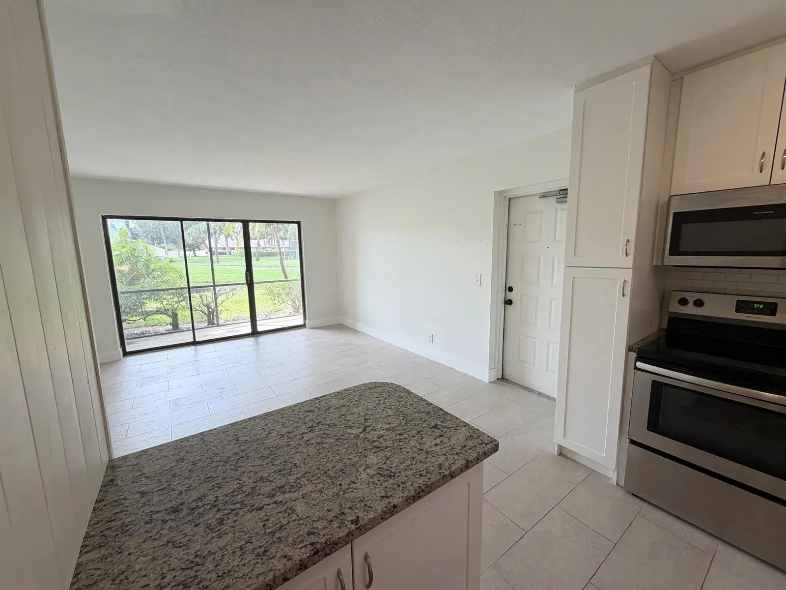 1112 GREEN PINE Boulevard # F1, West Palm Beach FL 33409