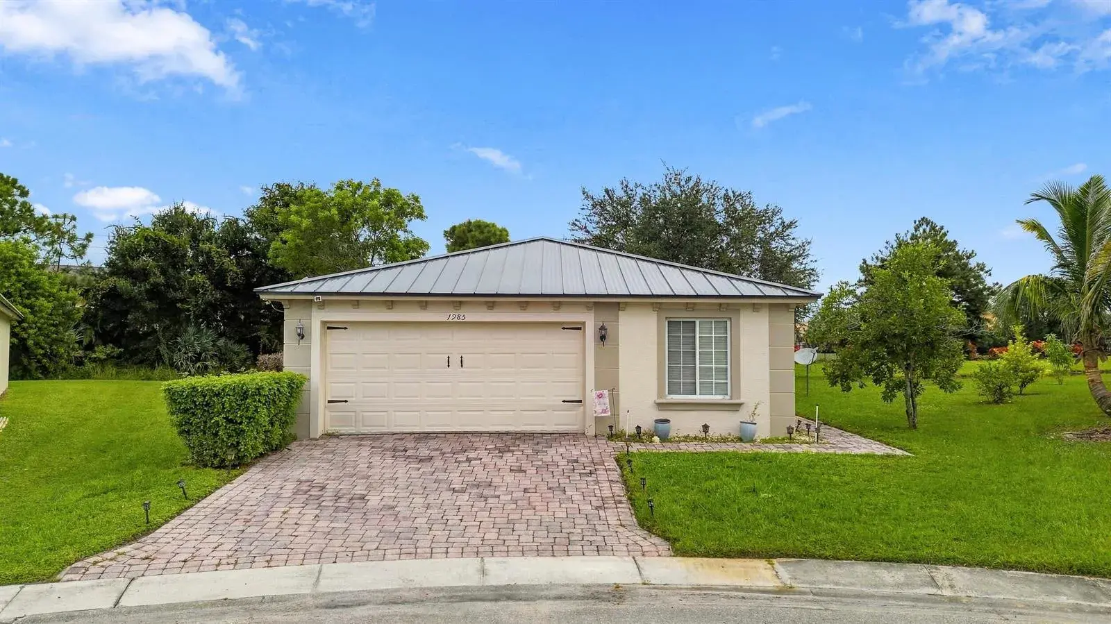 1985 SW MARBLEHEAD Way, Port St. Lucie FL 34953