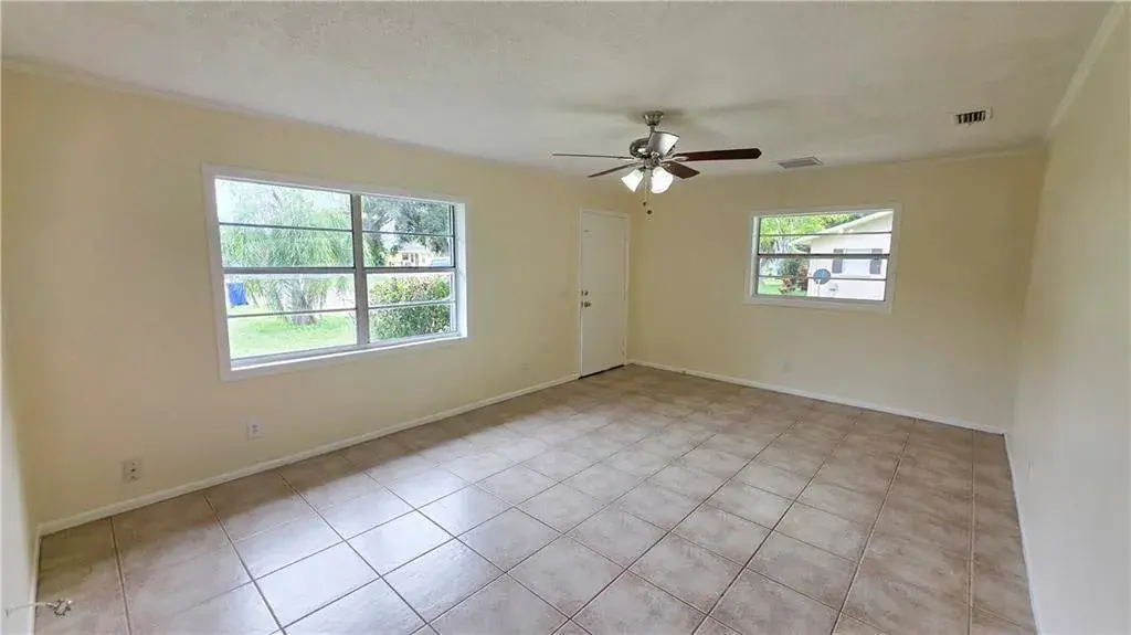1630 4TH Place, Vero Beach FL 32962