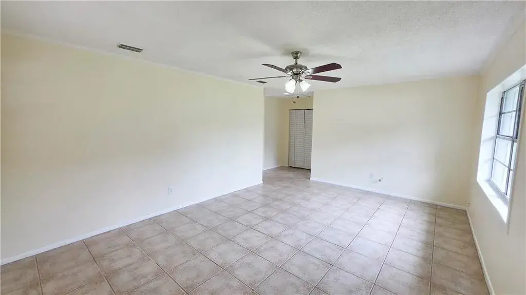 1630 4TH Place, Vero Beach FL 32962