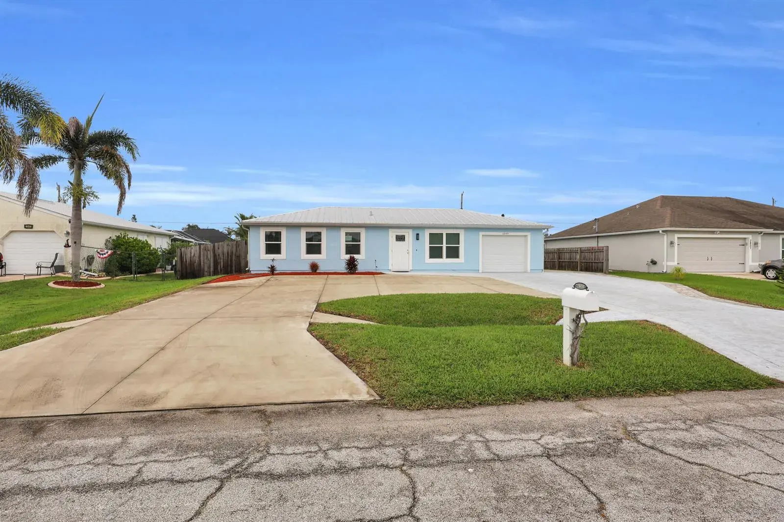 2849 SE NANCE Street, Port St. Lucie FL 34984