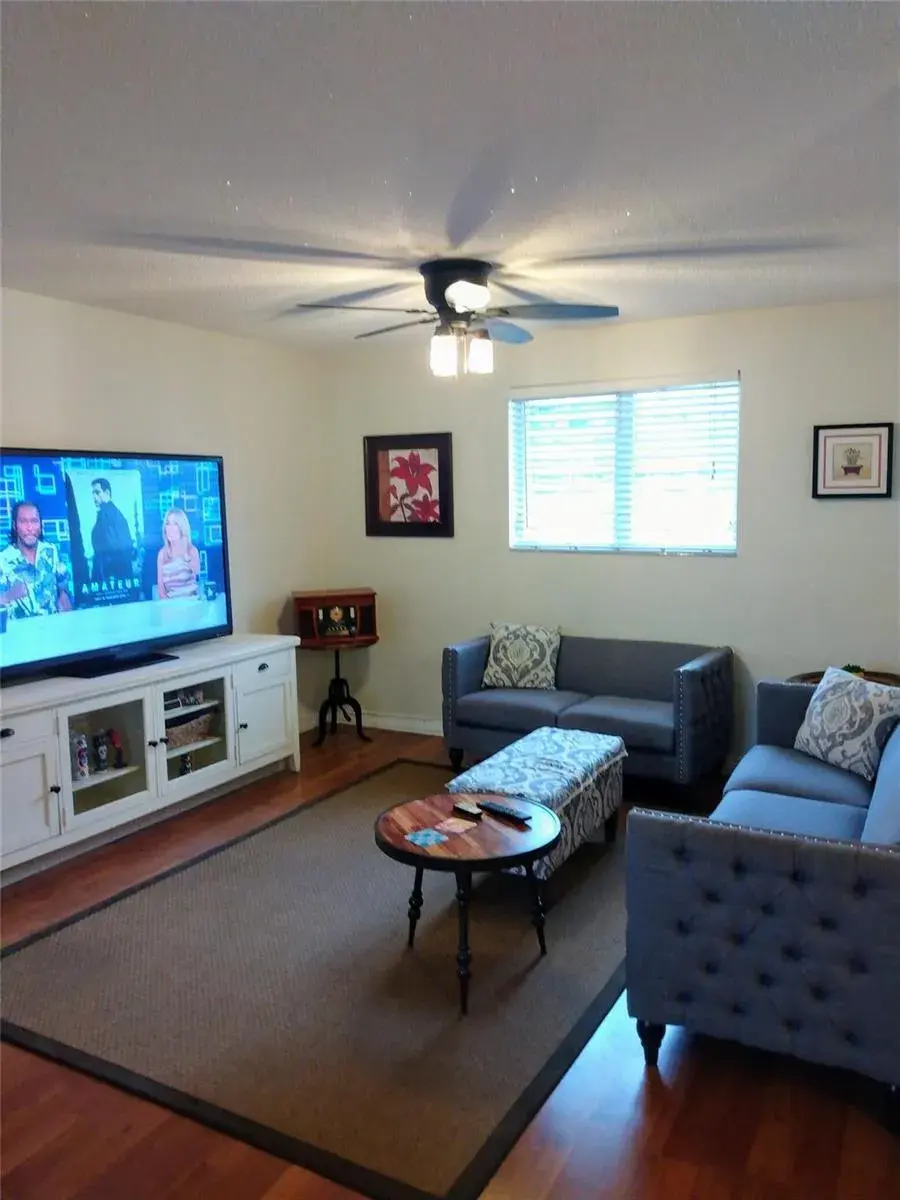 1717 Rodman Street # 18, Hollywood FL 33020