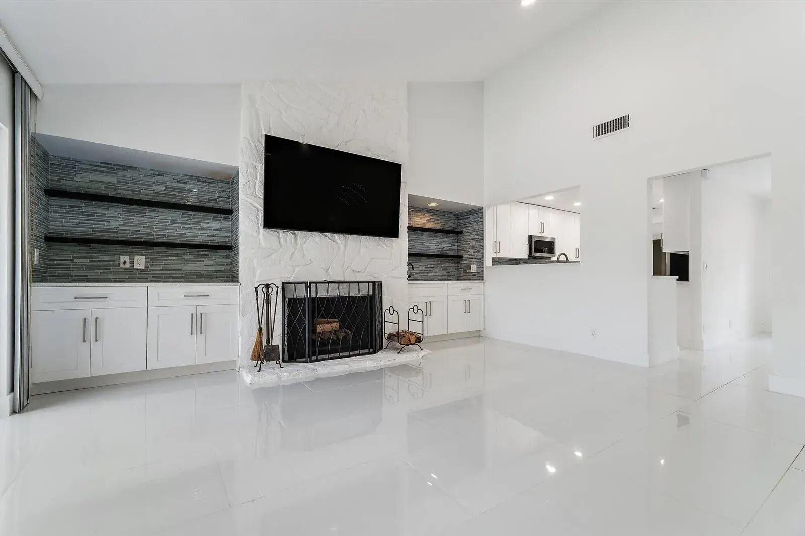 15 Tournament Boulevard, Palm Beach Gardens FL 33418