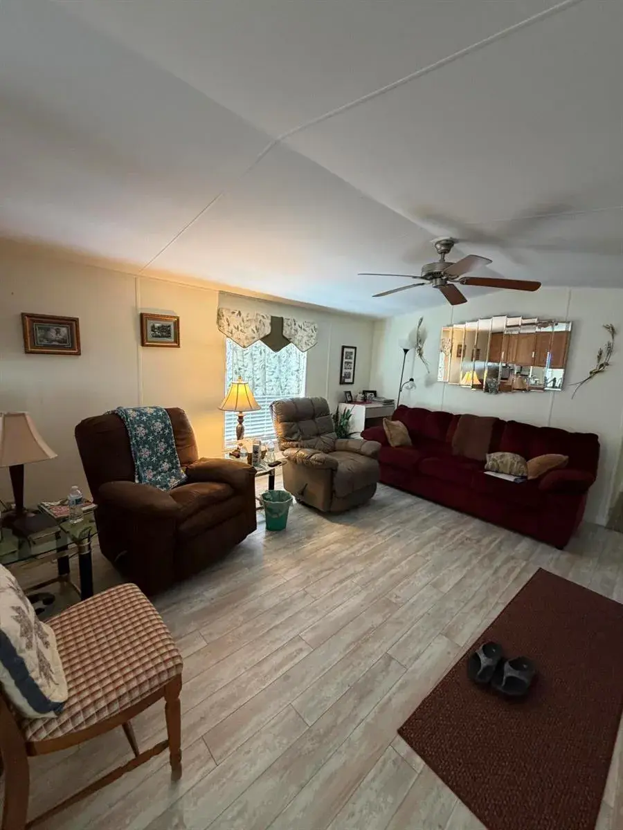 1601 US HIGHWAY 441 SE # 98, Okeechobee FL 34974