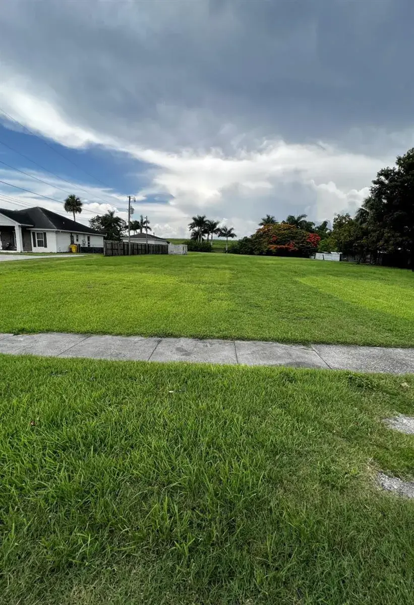 2179 BACOM POINT Road, Pahokee FL 33476