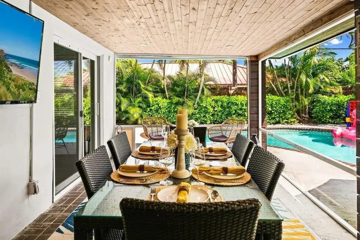 1949 WINDWARD Drive, Lauderdale By The Sea FL 33062