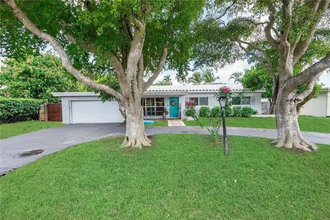 1949 WINDWARD Drive, Lauderdale By The Sea FL 33062