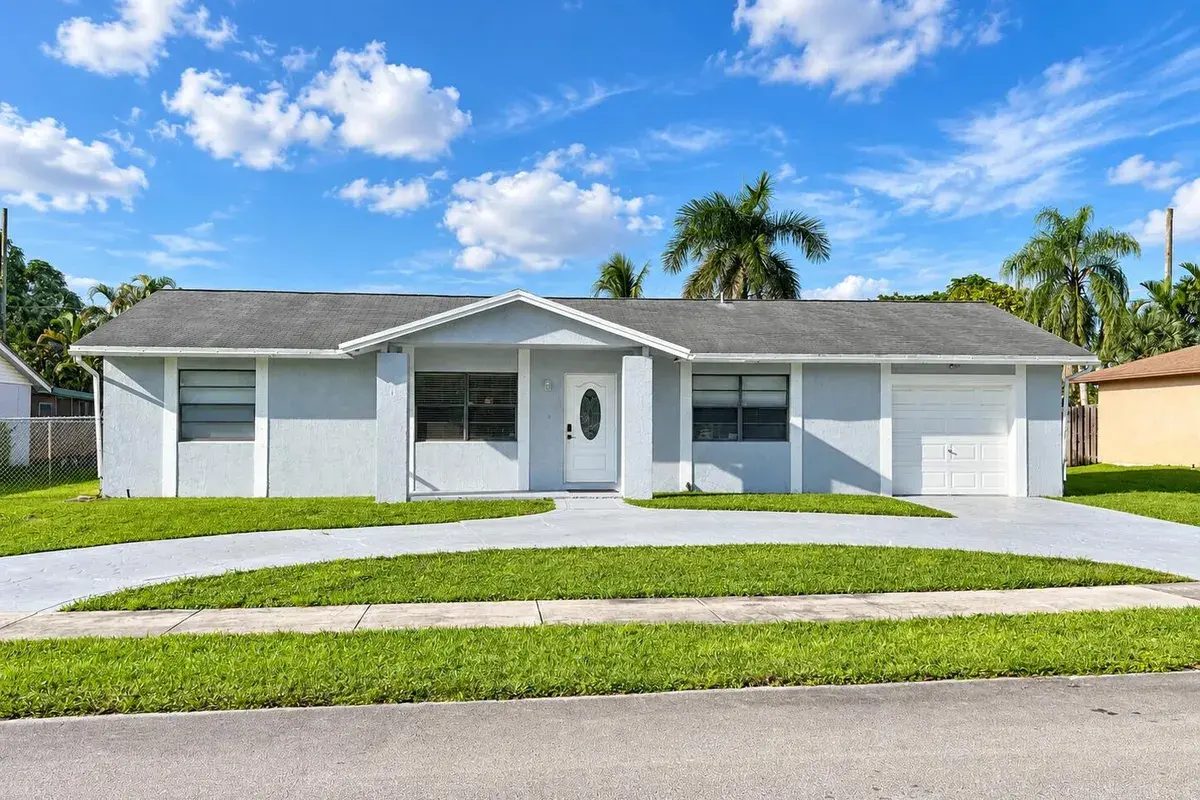 12411 SW 10TH Court, Davie FL 33325