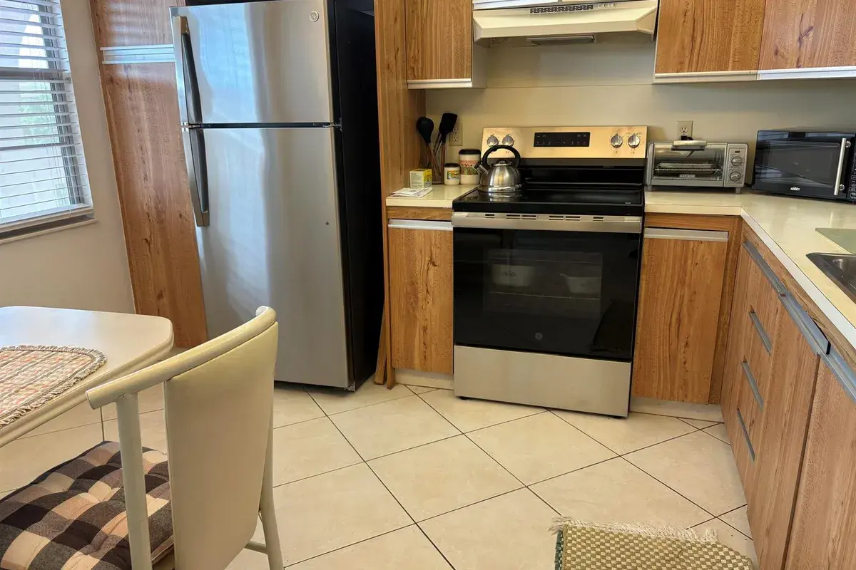 2003 Granada Drive # B4, Coconut Creek FL 33066
