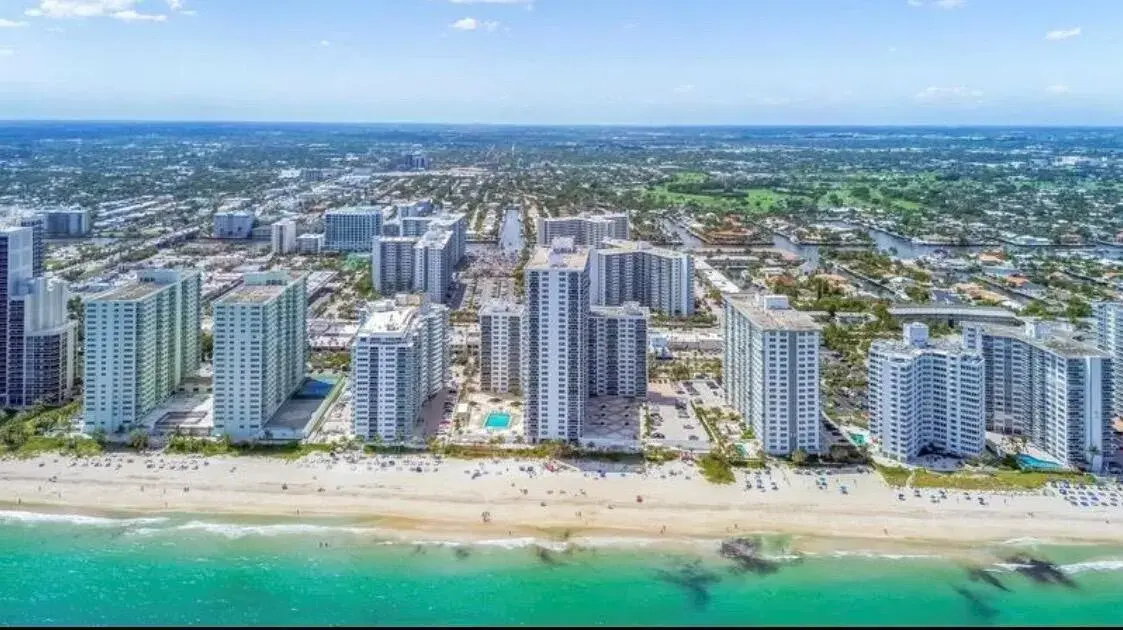 3500 Galt Ocean Drive # 1216, Fort Lauderdale FL 33308