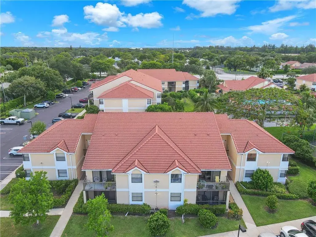 5681 RIVERSIDE Drive, Coral Springs FL 33067
