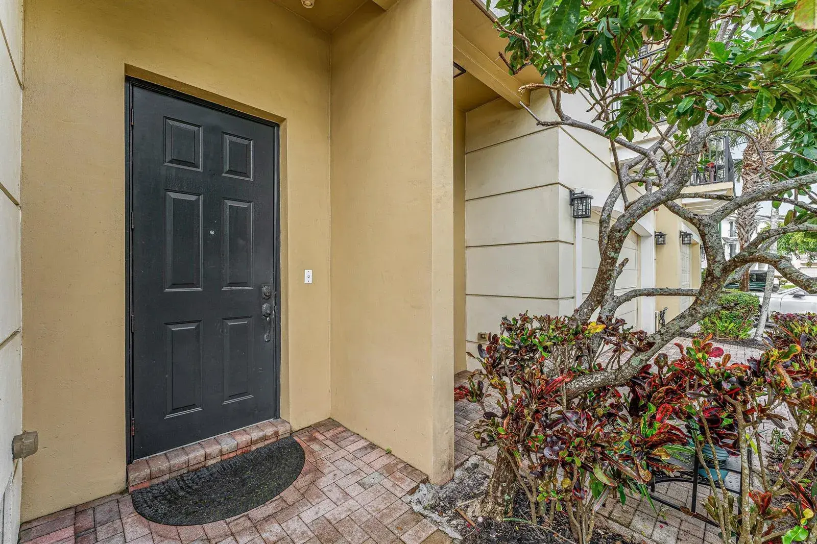 673 NW 38th Circle, Boca Raton FL 33431