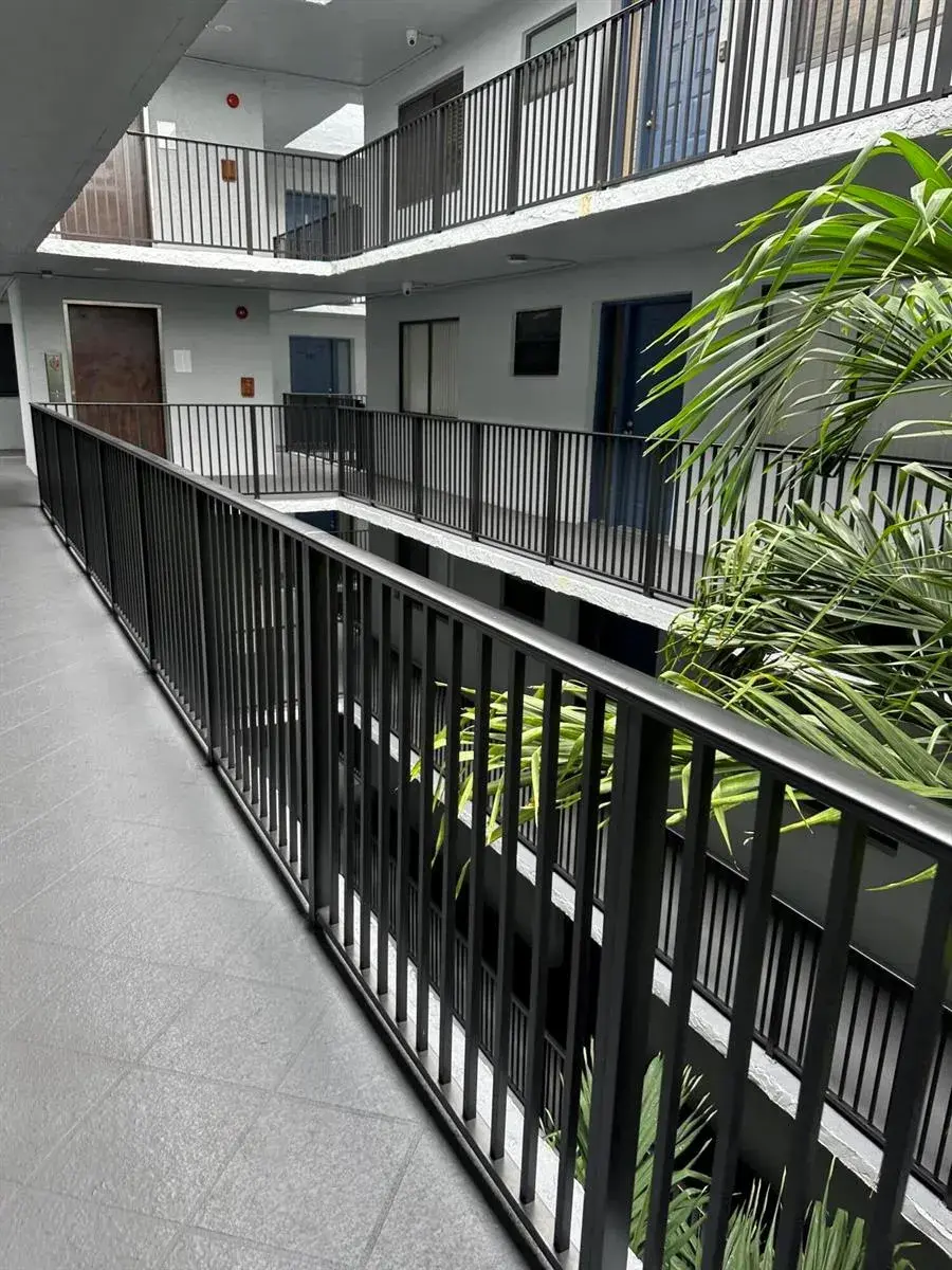 8020 HAMPTON Boulevard # 410, North Lauderdale FL 33068