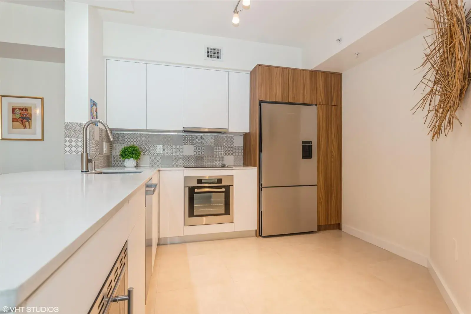 17100 N BAY Road # 1616, Sunny Isles Beach FL 33160
