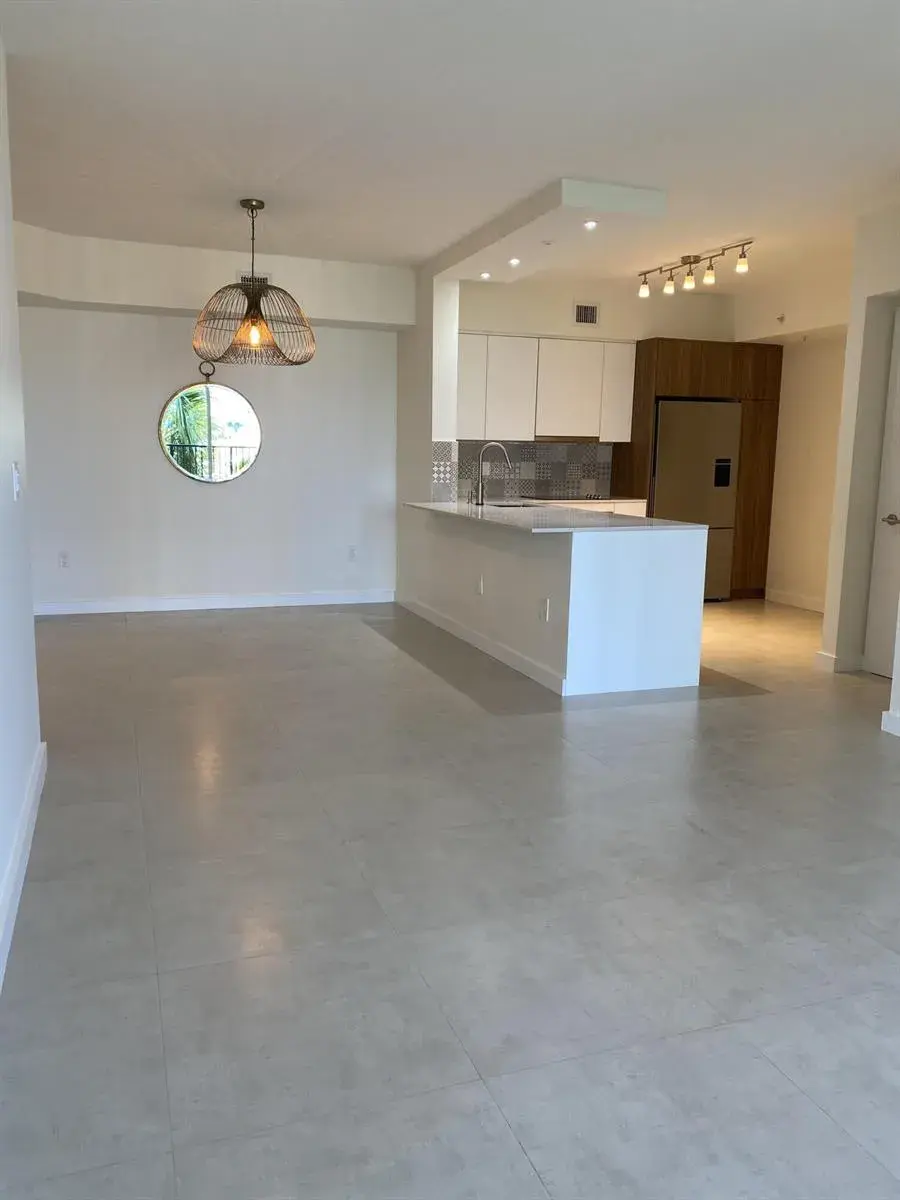 17100 N BAY Road # 1616, Sunny Isles Beach FL 33160
