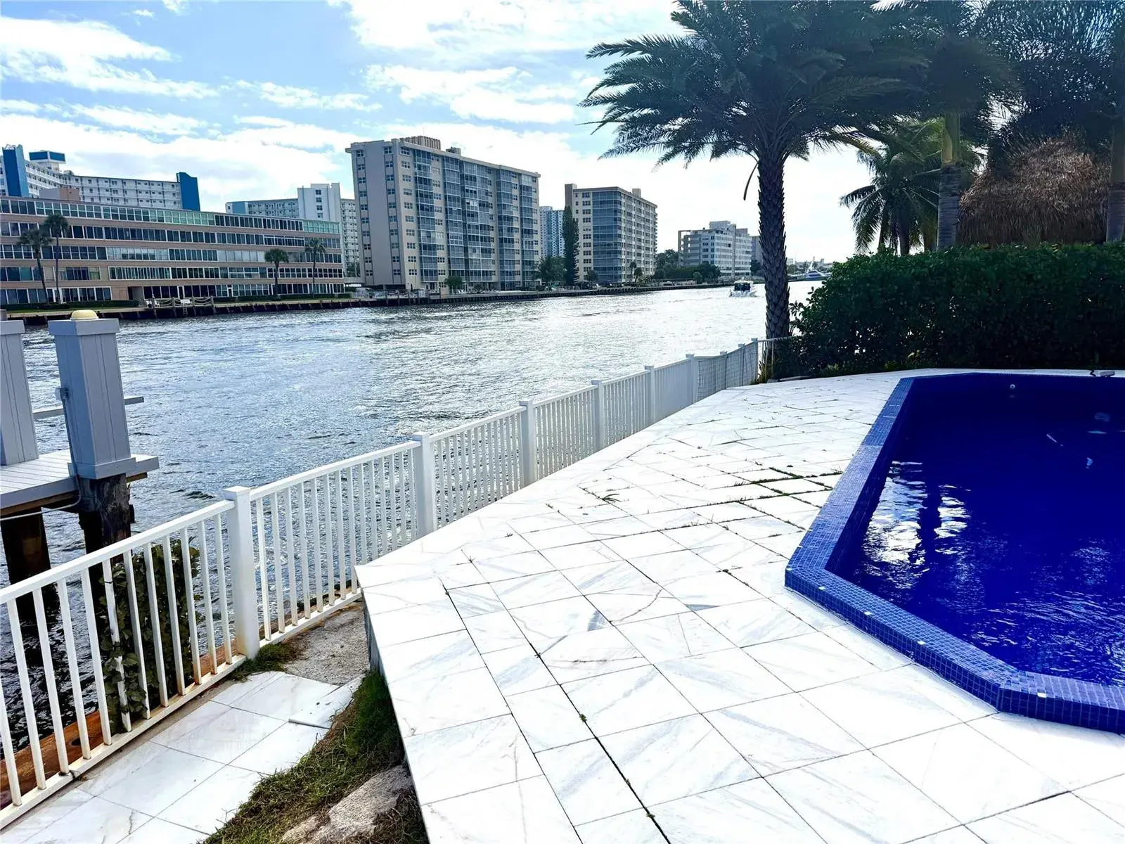 720 NE 28TH Avenue, Pompano Beach FL 33062