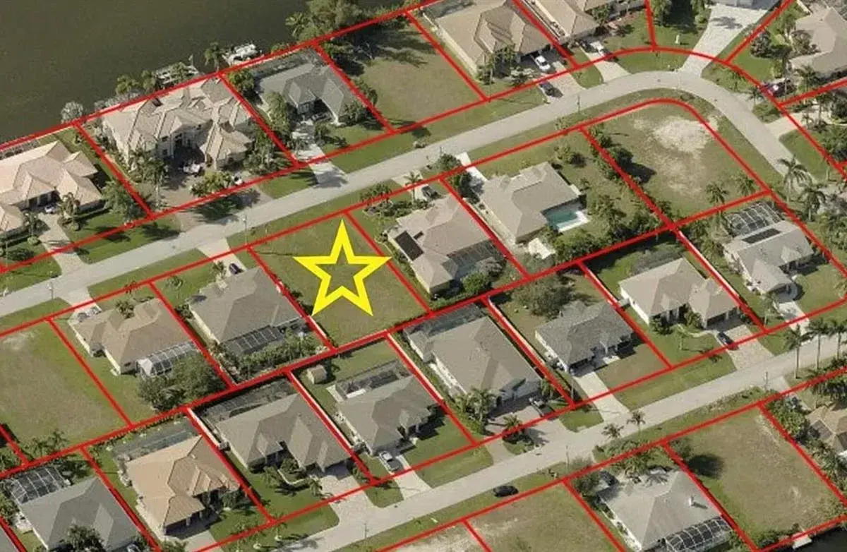 3015 SW 26TH Court, Cape Coral FL 33914