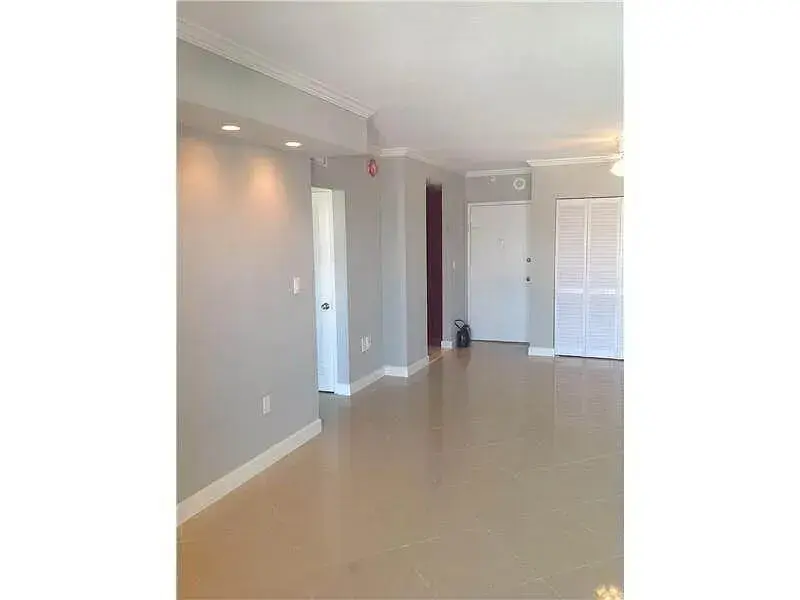 400 KINGS POINT Drive # 1426, Sunny Isles Beach FL 33160