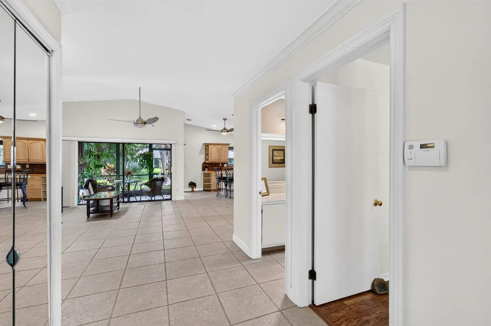 4 Fawlkland Circle, Boynton Beach FL 33426