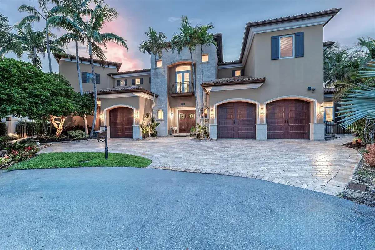 2311 NE 35TH Street, Lighthouse Point FL 33064