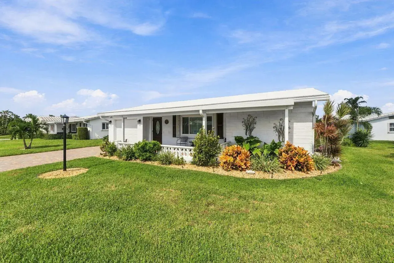 1707 SW 18th Street, Boynton Beach FL 33426