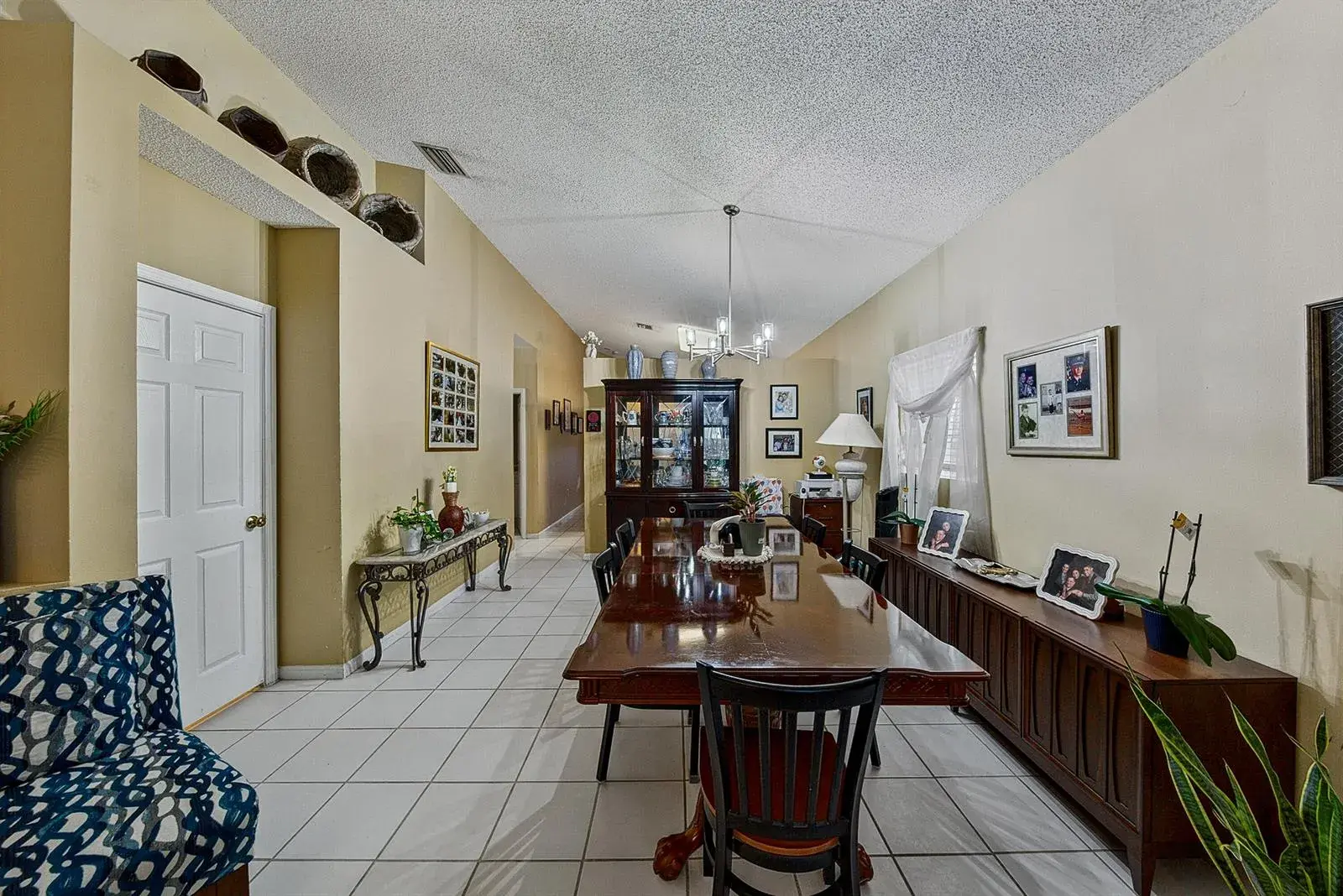 20310 SW 3RD Street, Pembroke Pines FL 33029
