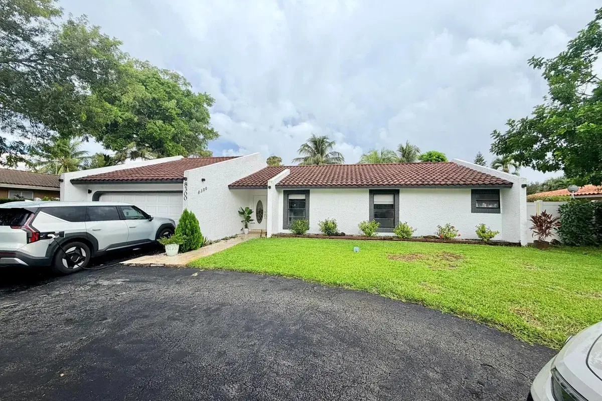 8300 NW 14TH Court, Coral Springs FL 33071