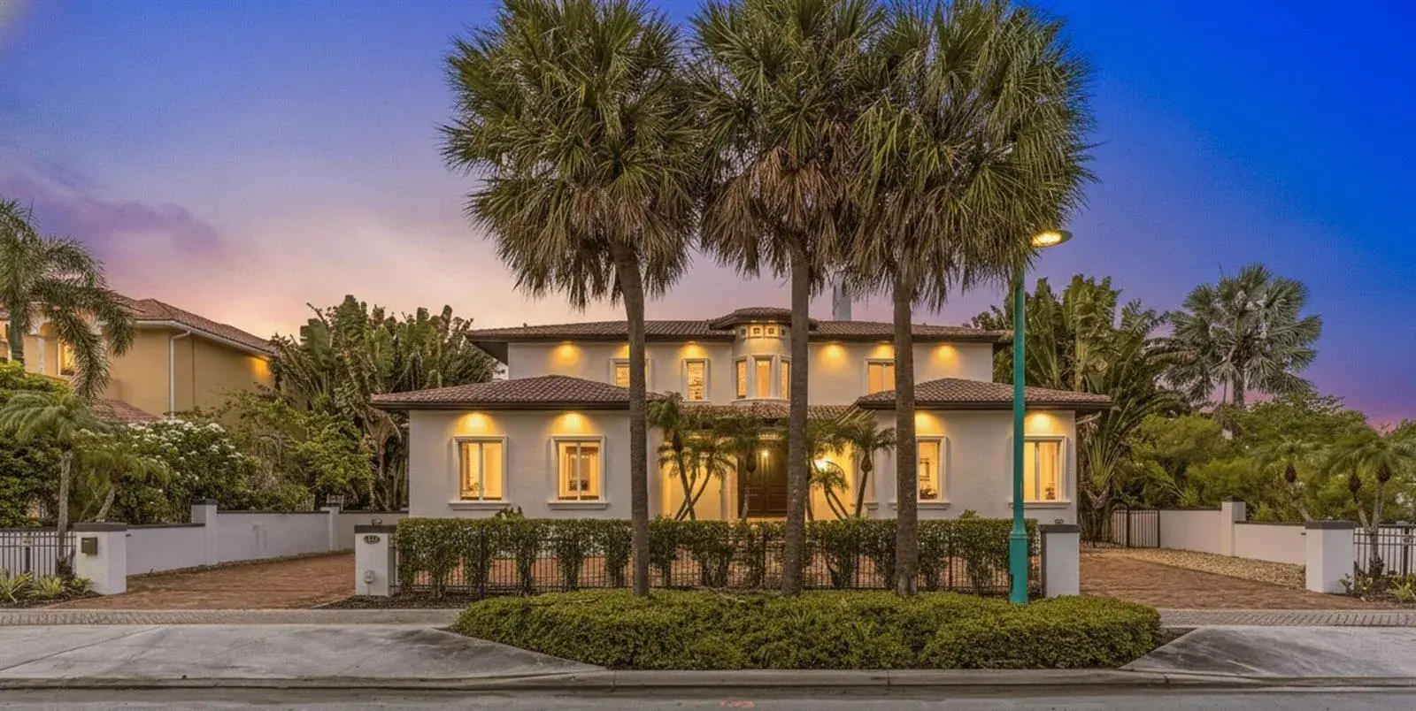 14 E OCEAN Avenue, Ocean Ridge FL 33435