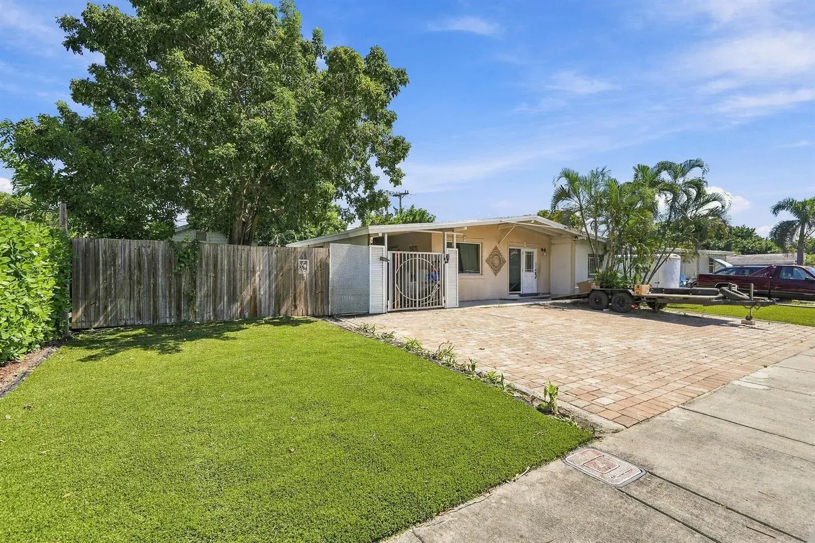 4320 NE 18TH Avenue, Pompano Beach FL 33064