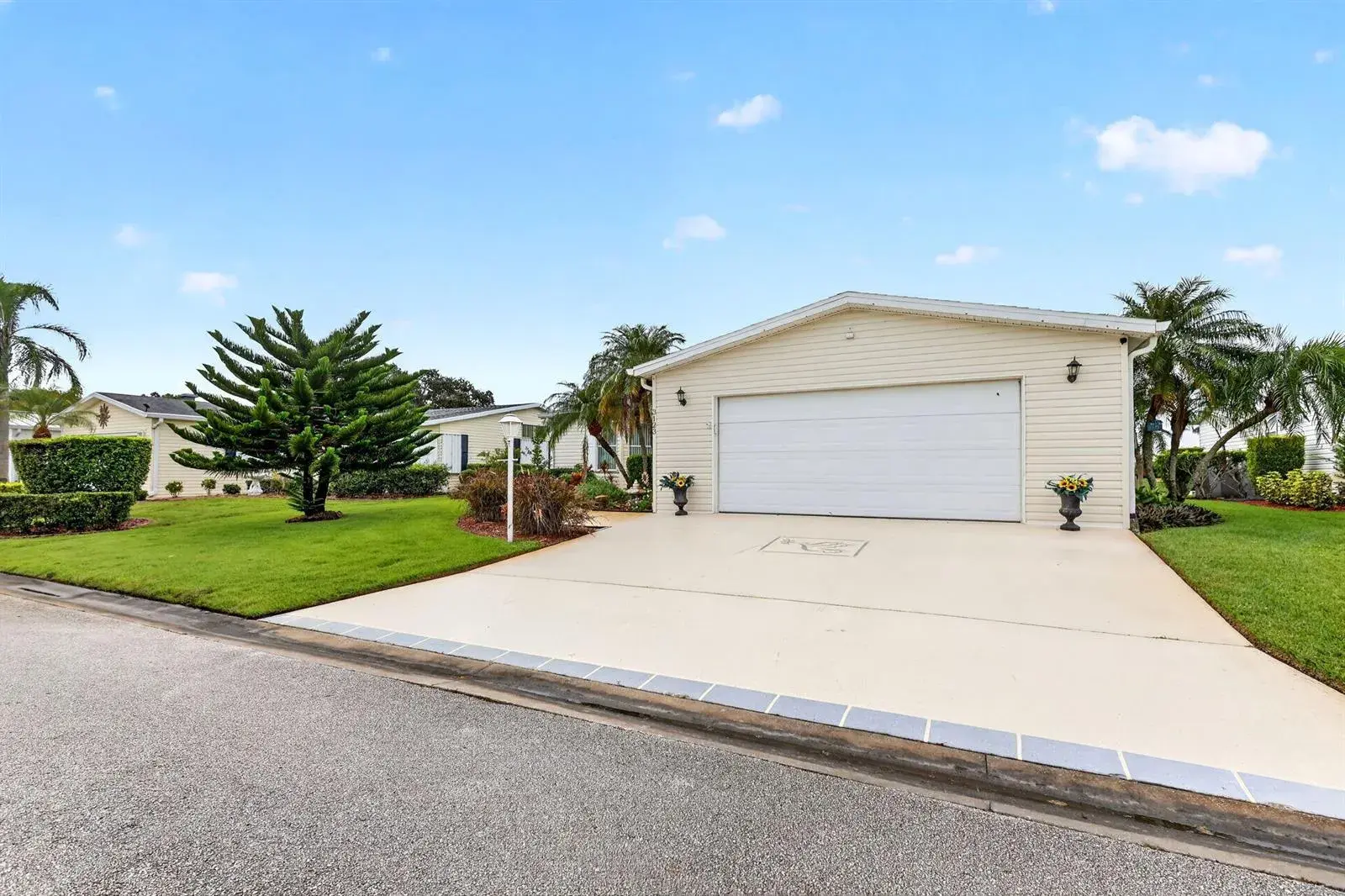 3123 SCARLET TANGER Court, Port St. Lucie FL 34952