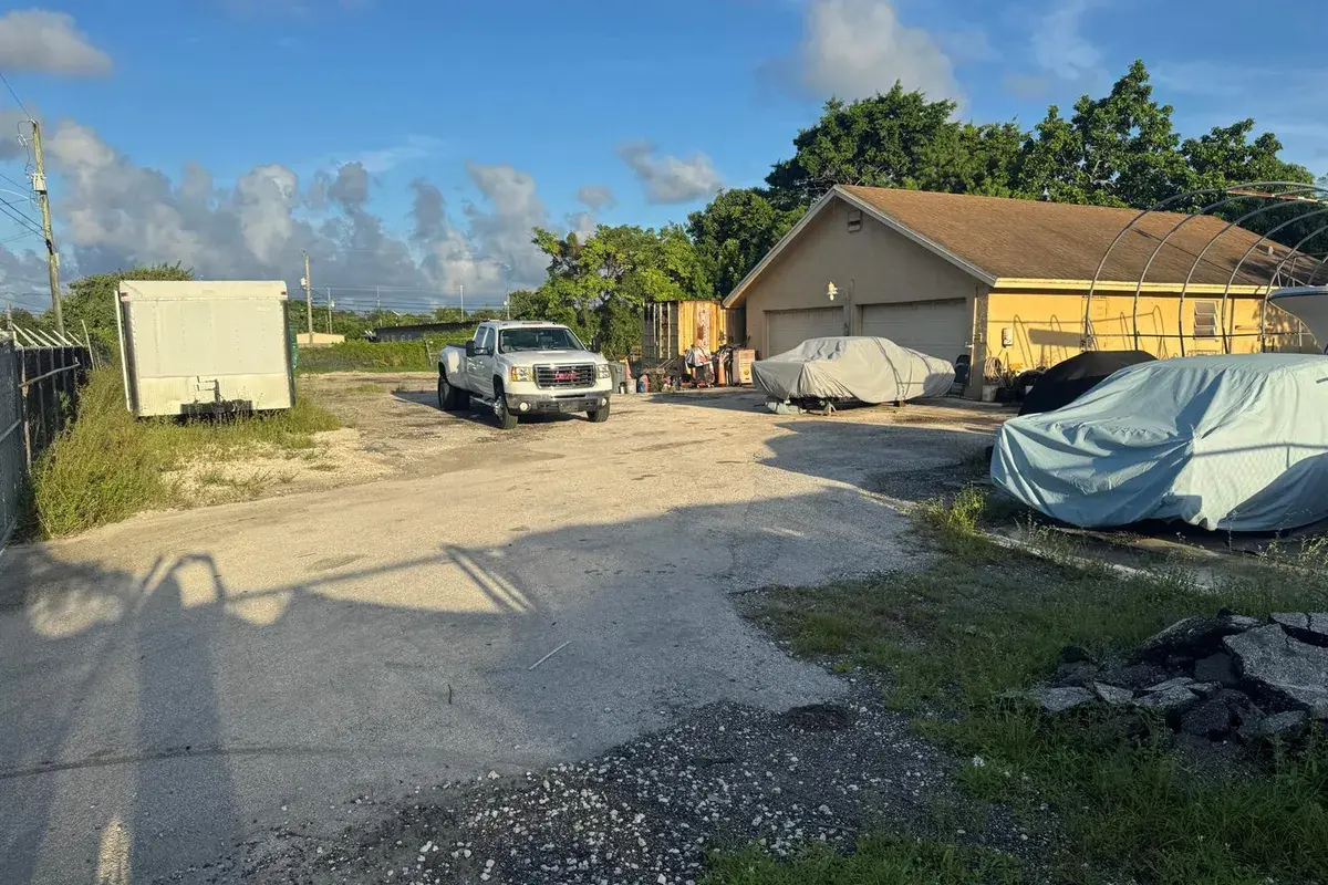 230 SW 7TH Court, Deerfield Beach FL 33441