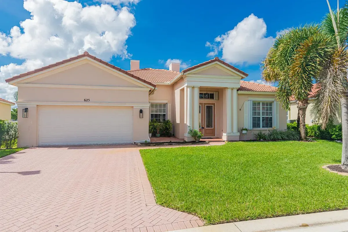 625 SW Long Key Court, Port St. Lucie FL 34986