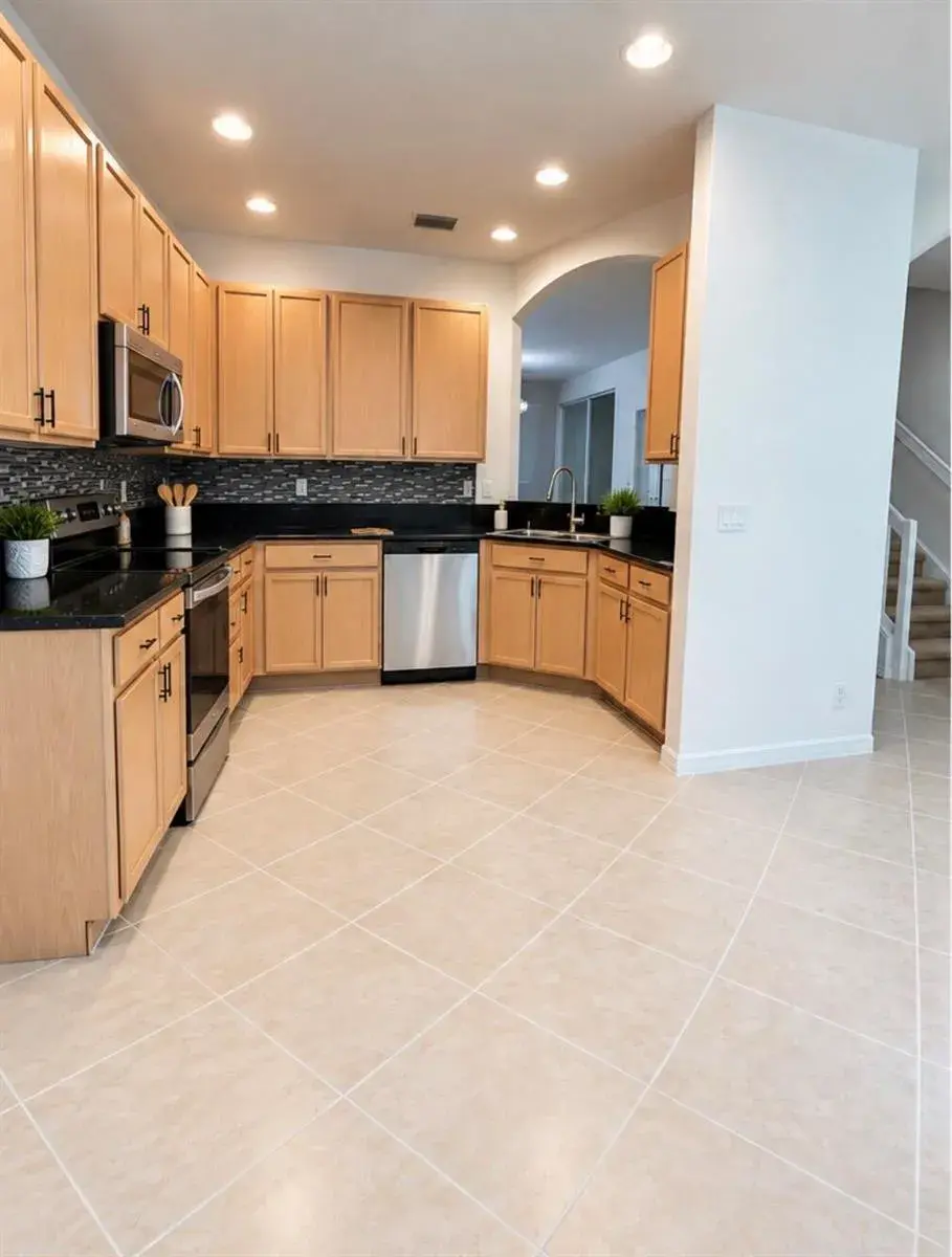 4991 Bonsai Circle Apt 107, West Palm Beach FL 33418