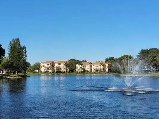 4450 NW 30TH Street # 111, Coconut Creek FL 33066