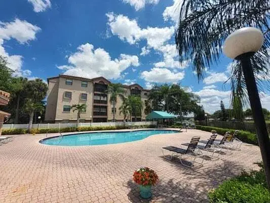 4450 NW 30TH Street # 111, Coconut Creek FL 33066
