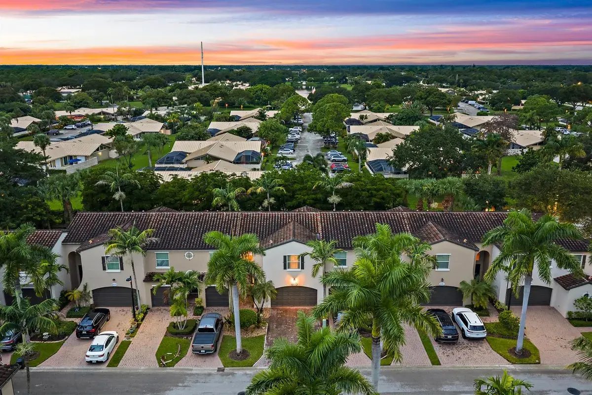 4677 Mediterranean Circle, Palm Beach Gardens FL 33418
