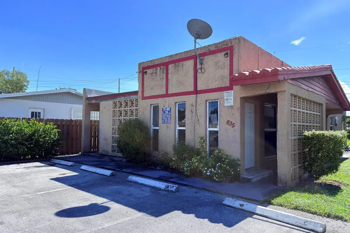 635 NW 22ND Road, Fort Lauderdale FL 33311