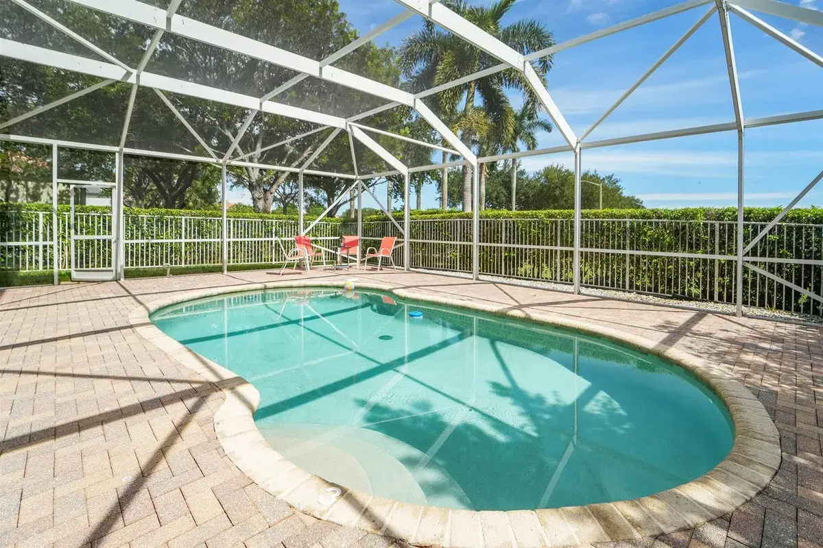 672 GAZETTA Way, West Palm Beach FL 33413
