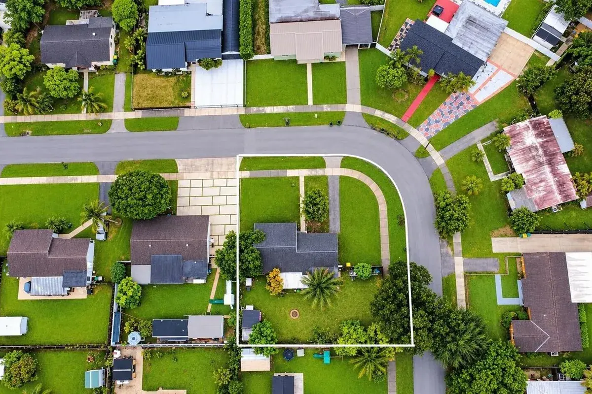 465 NW 16TH Street, Homestead FL 33030